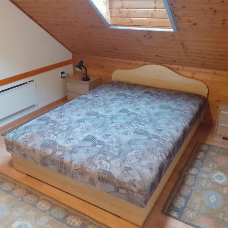 Patri Apartmanhaz كيستاي المظهر الخارجي الصورة