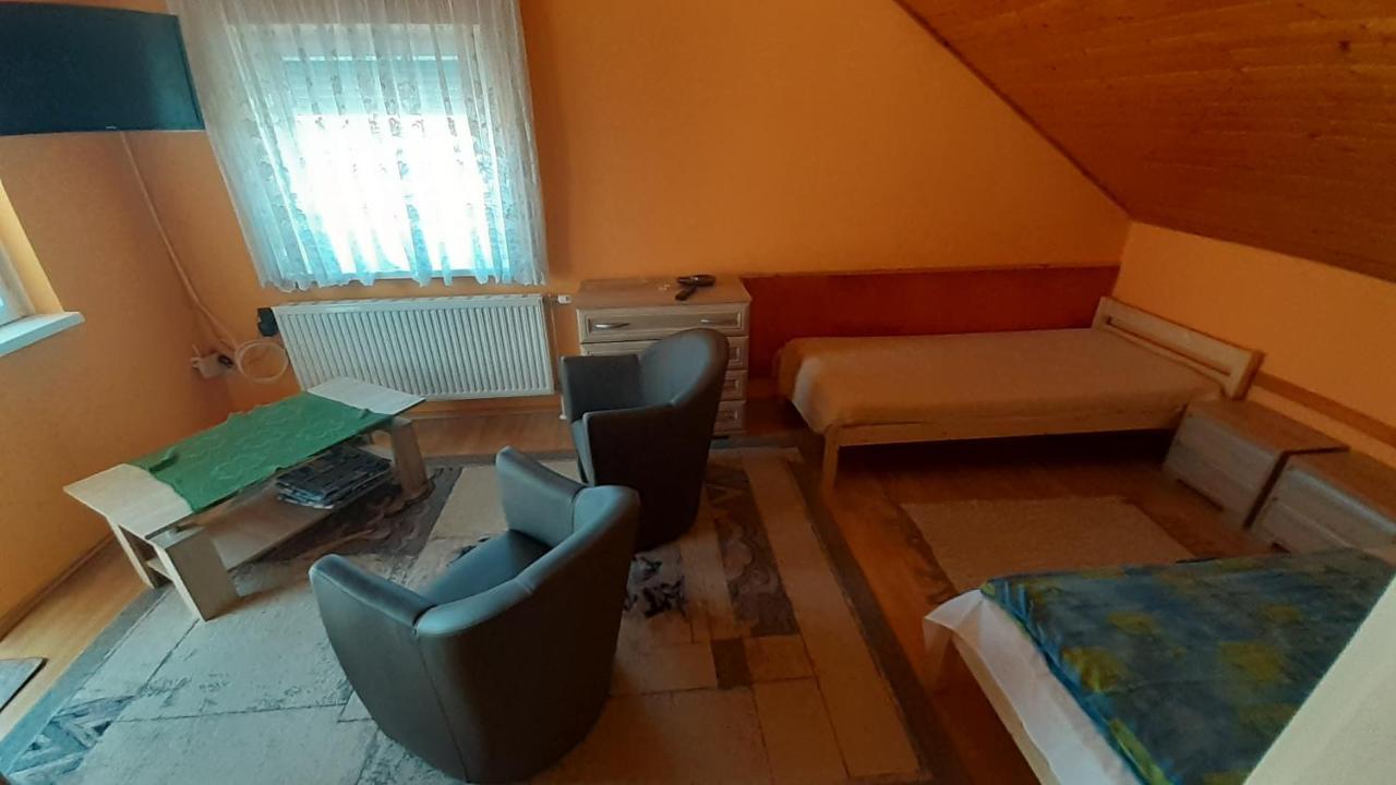 Patri Apartmanhaz كيستاي المظهر الخارجي الصورة