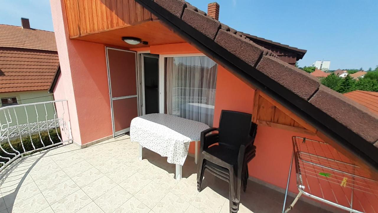 Patri Apartmanhaz كيستاي المظهر الخارجي الصورة
