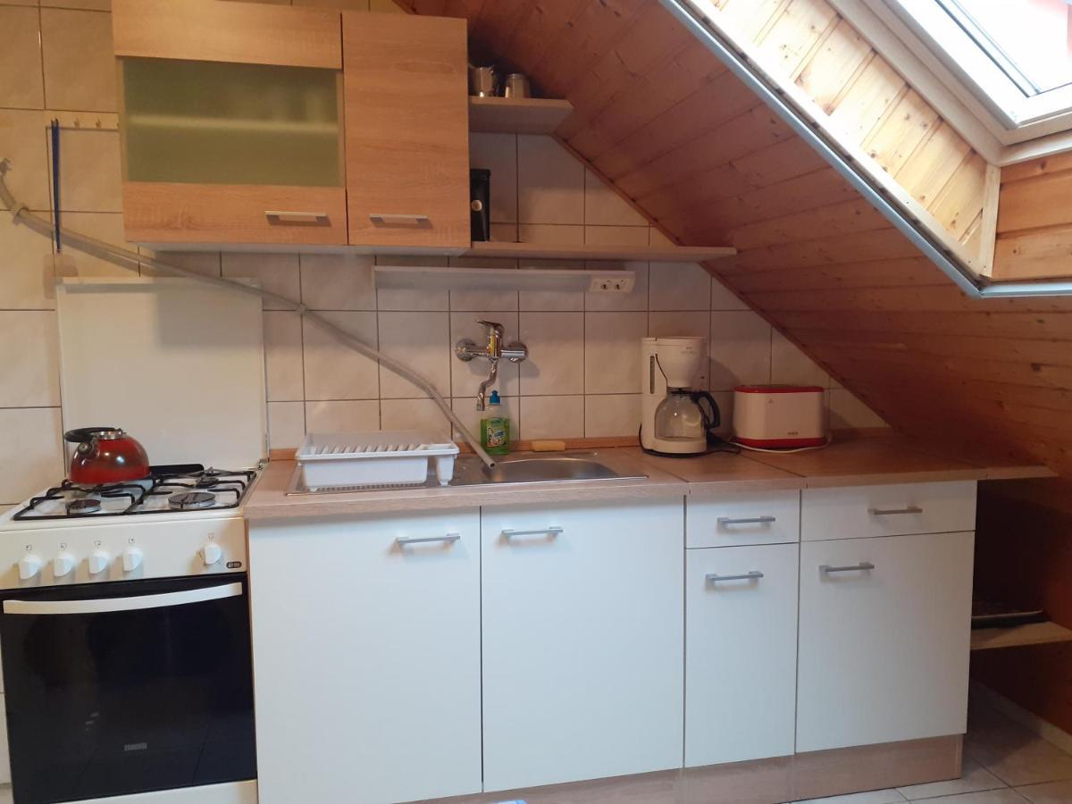 Patri Apartmanhaz كيستاي المظهر الخارجي الصورة