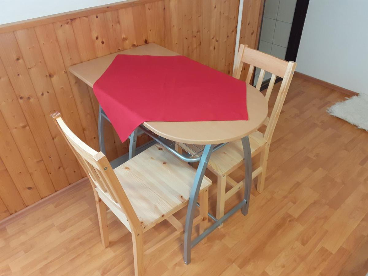 Patri Apartmanhaz كيستاي المظهر الخارجي الصورة