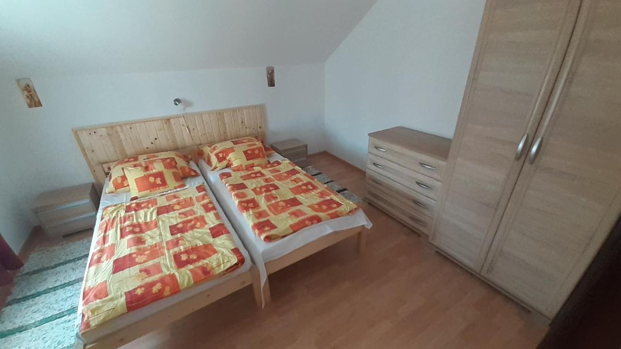 Patri Apartmanhaz كيستاي المظهر الخارجي الصورة