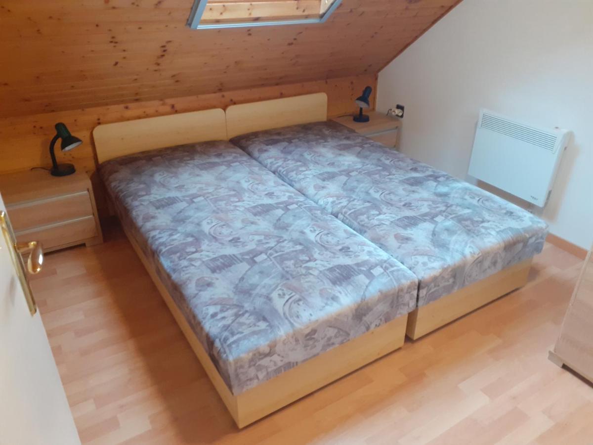 Patri Apartmanhaz كيستاي المظهر الخارجي الصورة