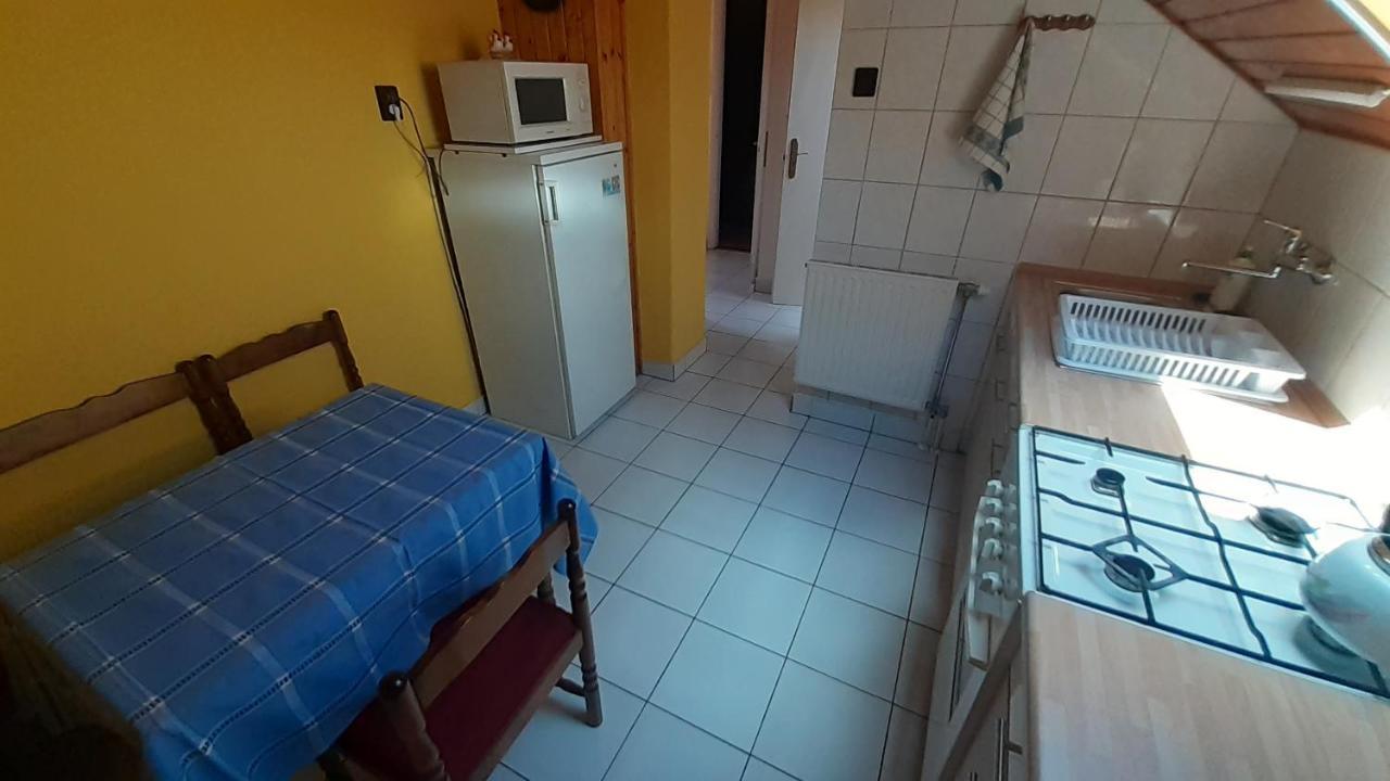 Patri Apartmanhaz كيستاي المظهر الخارجي الصورة