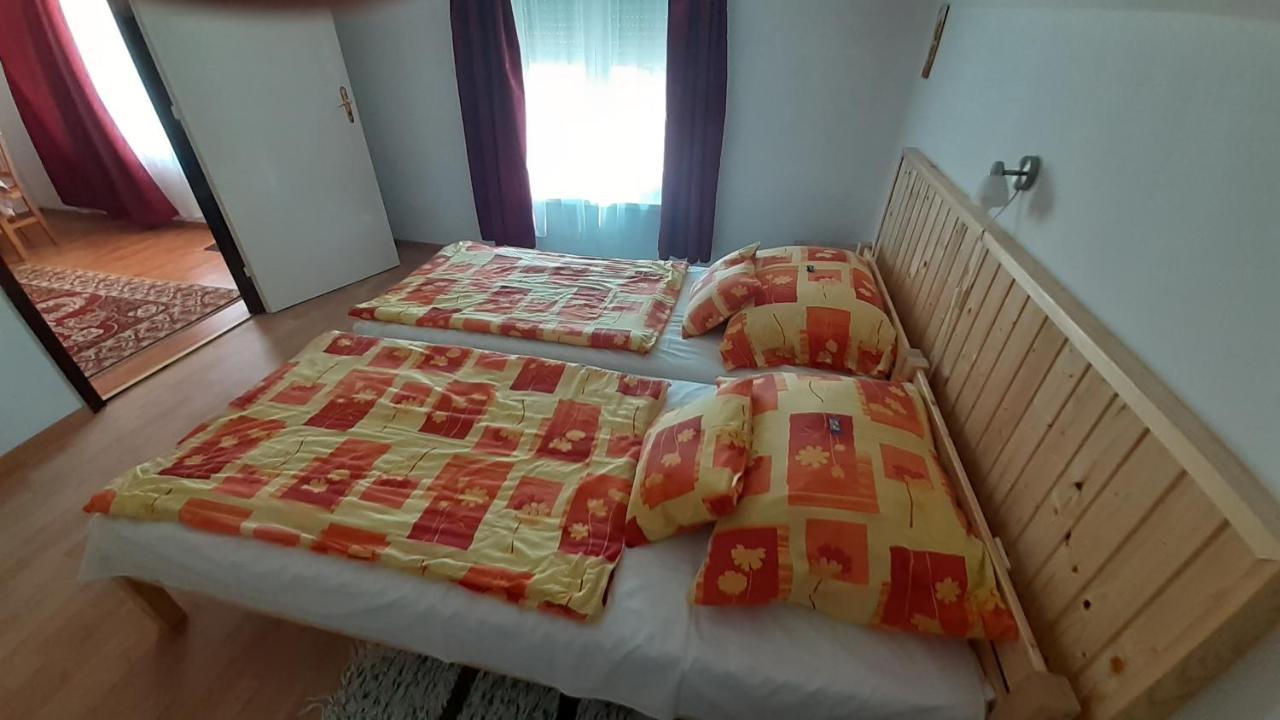 Patri Apartmanhaz كيستاي المظهر الخارجي الصورة