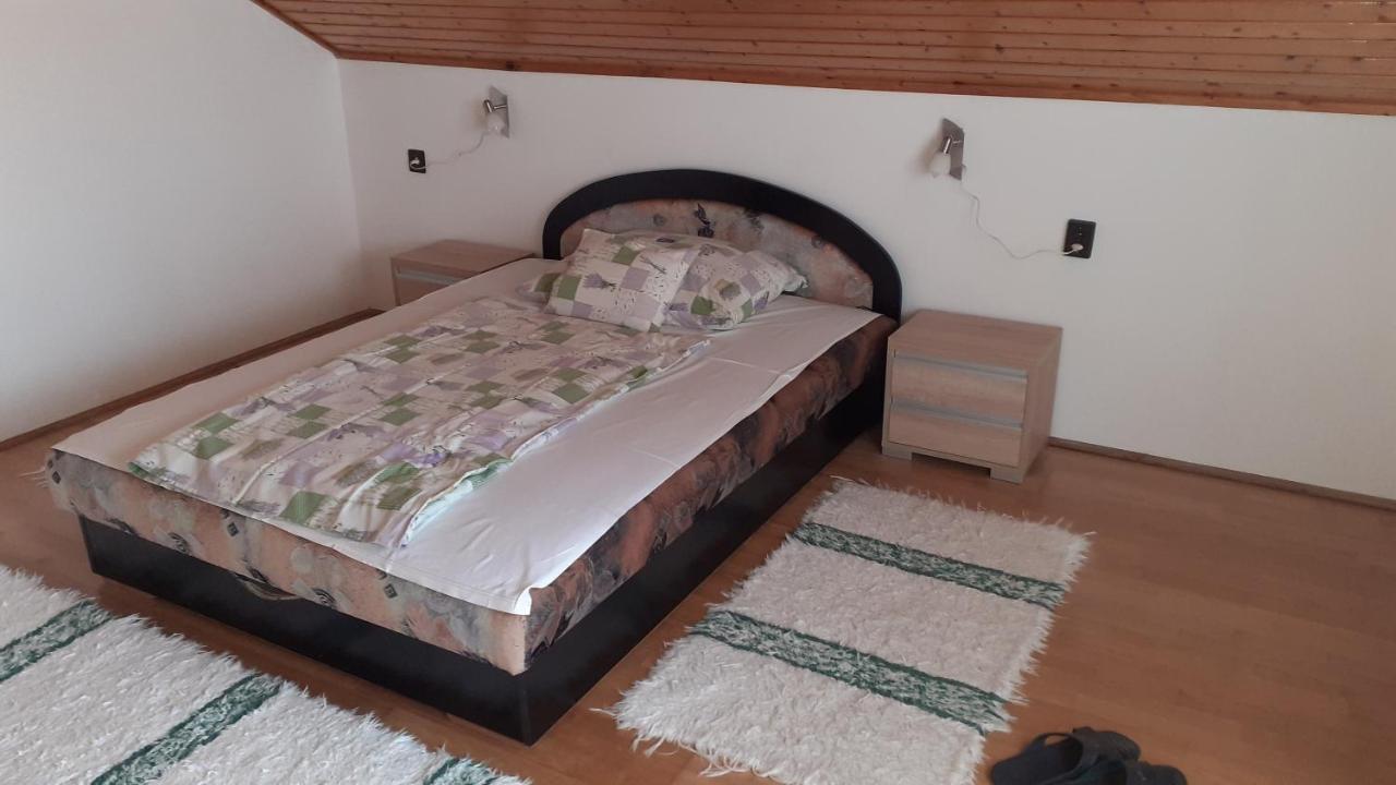 Patri Apartmanhaz كيستاي المظهر الخارجي الصورة