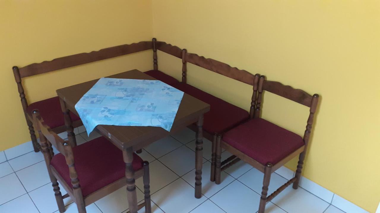 Patri Apartmanhaz كيستاي المظهر الخارجي الصورة