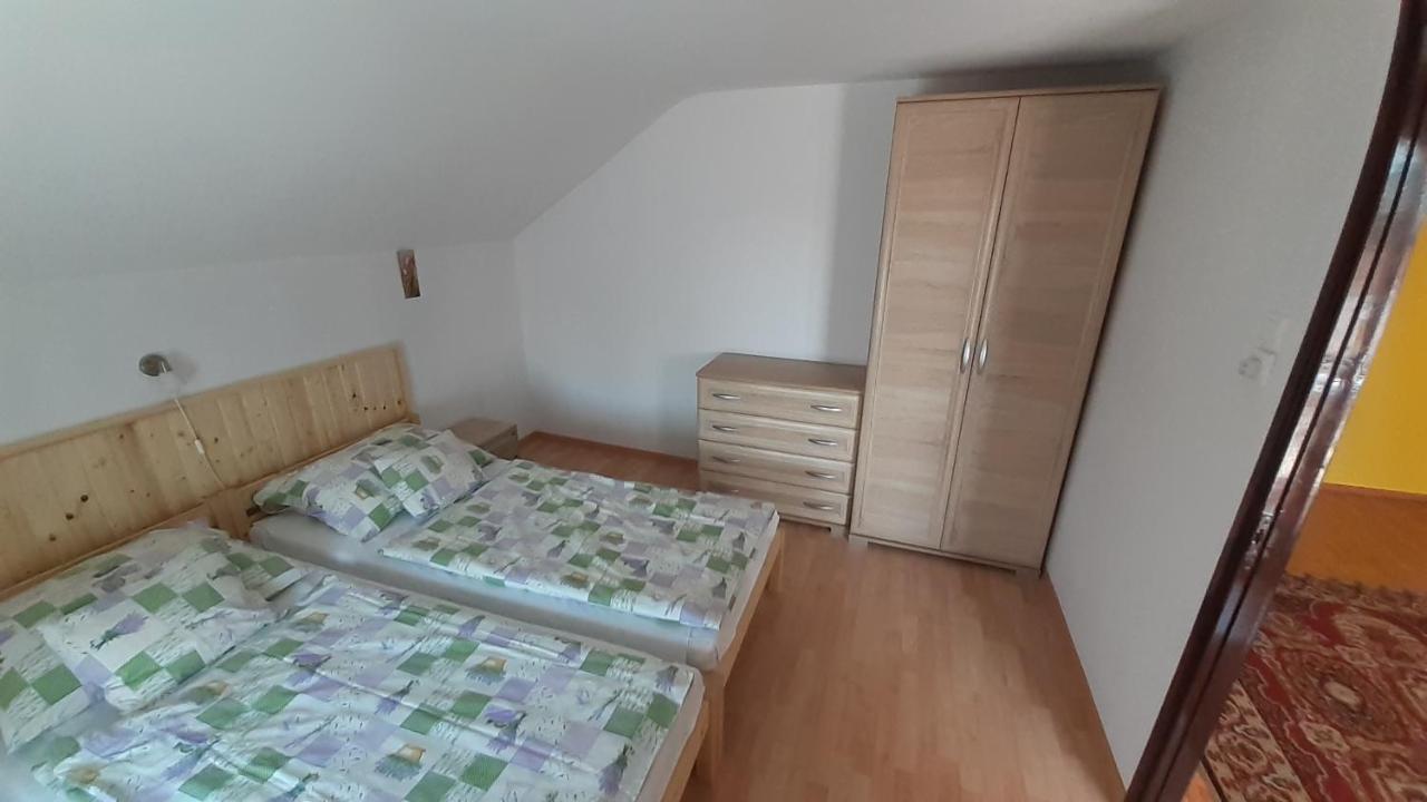 Patri Apartmanhaz كيستاي المظهر الخارجي الصورة