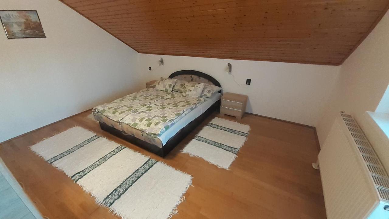 Patri Apartmanhaz كيستاي المظهر الخارجي الصورة