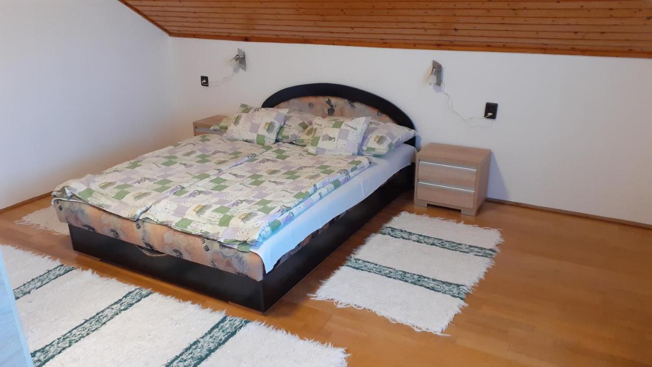 Patri Apartmanhaz كيستاي المظهر الخارجي الصورة